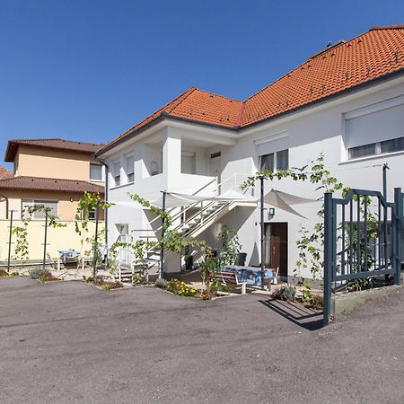 Deli Terasz B Apartman Free Parking, Self-Check-In Anytime Győr Exterior foto