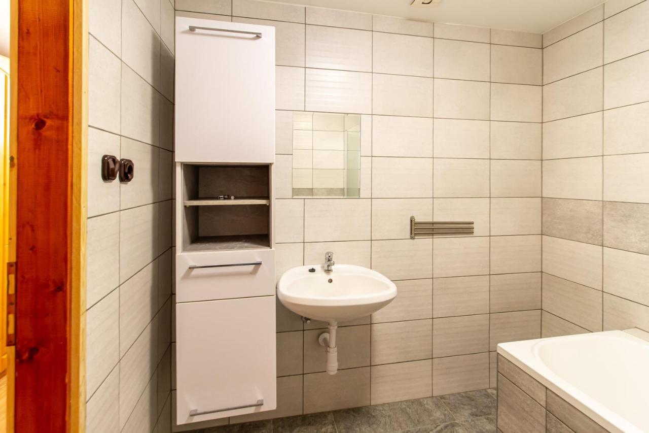 Deli Terasz B Apartman Free Parking, Self-Check-In Anytime Győr Exterior foto